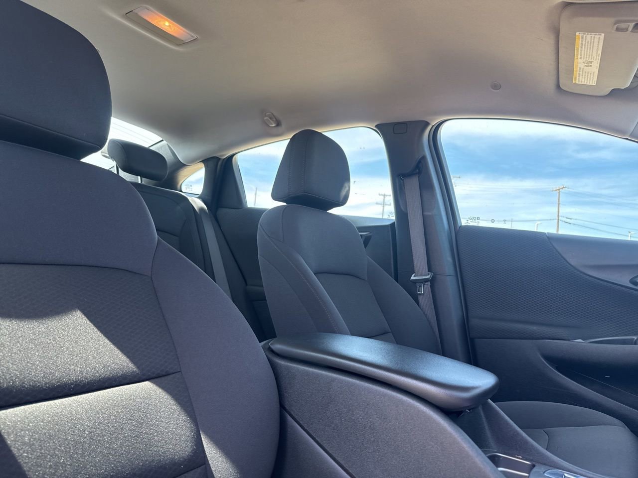 Used 2025 Chevrolet Malibu LS image 31