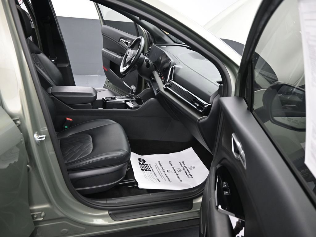 Used 2023 Kia Sportage X-Line w/ X-Line Premium Package image 25