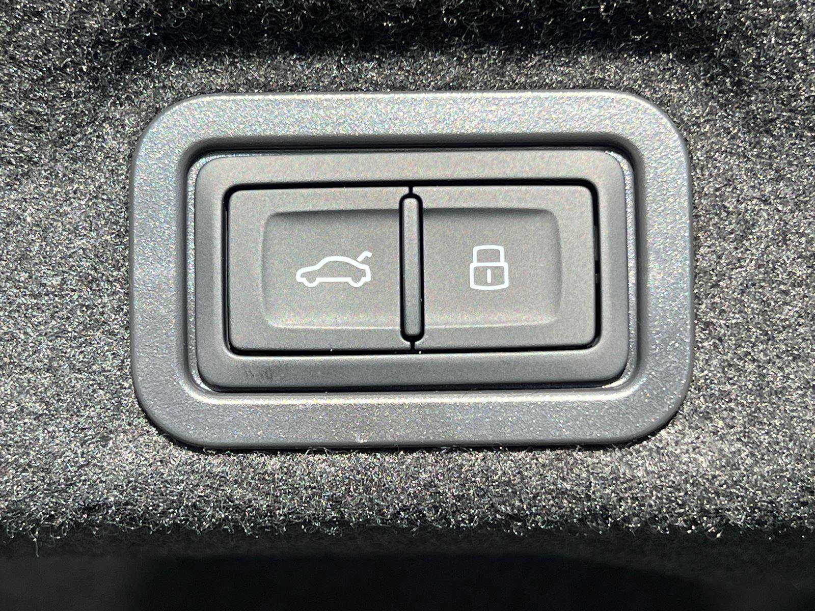 New 2026 Audi A6 Prestige image 13