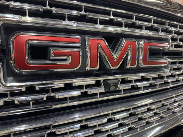 Used 2022 GMC Sierra 2500 Denali w/ Denali Black Diamond Edition image 18