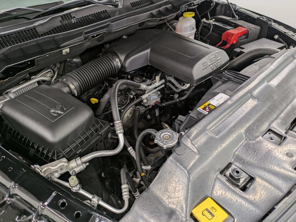 Used 2024 RAM 1500 Warlock w/ Trailer & Traction Group AWD/4WD image 31