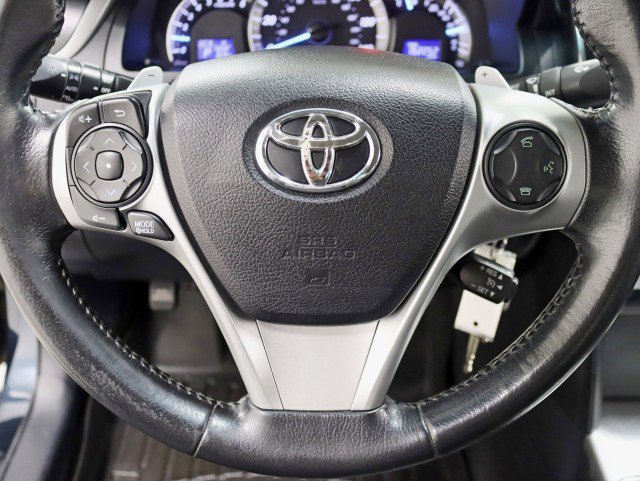 Used 2014 Toyota Camry SE image 15
