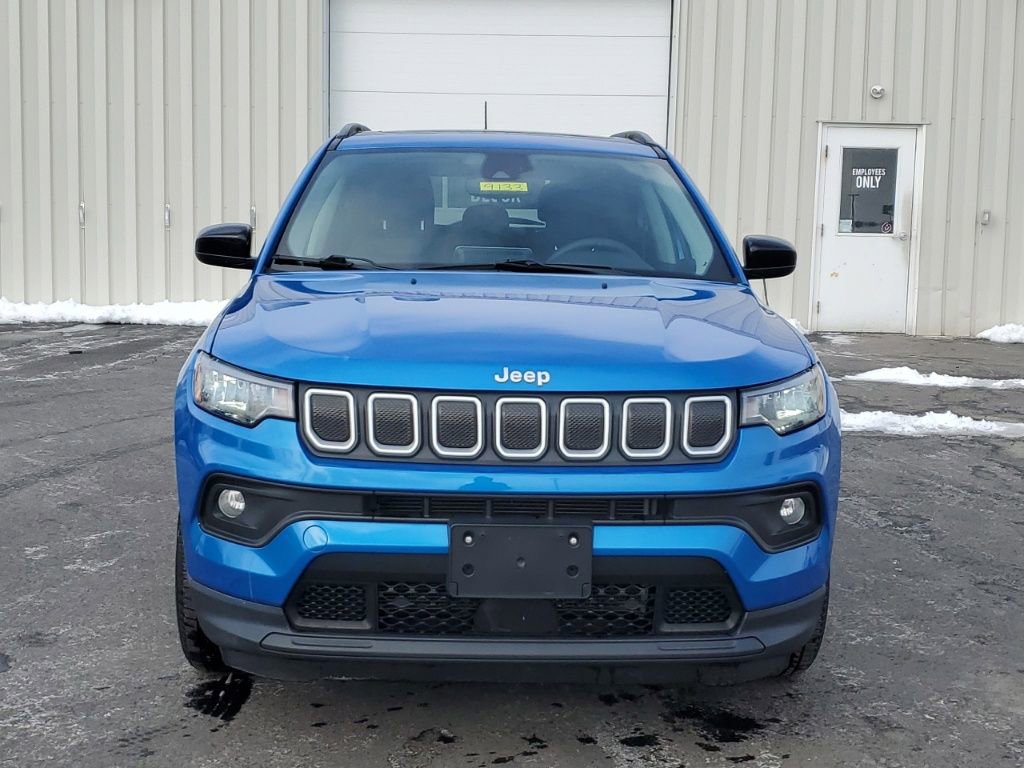 Used 2017 Jeep Renegade Sport w/ Power & Air Group image 2
