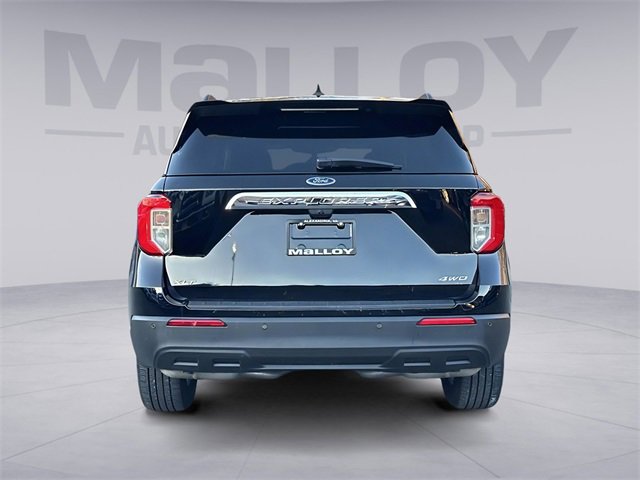 Used 2024 Ford Explorer XLT image 4