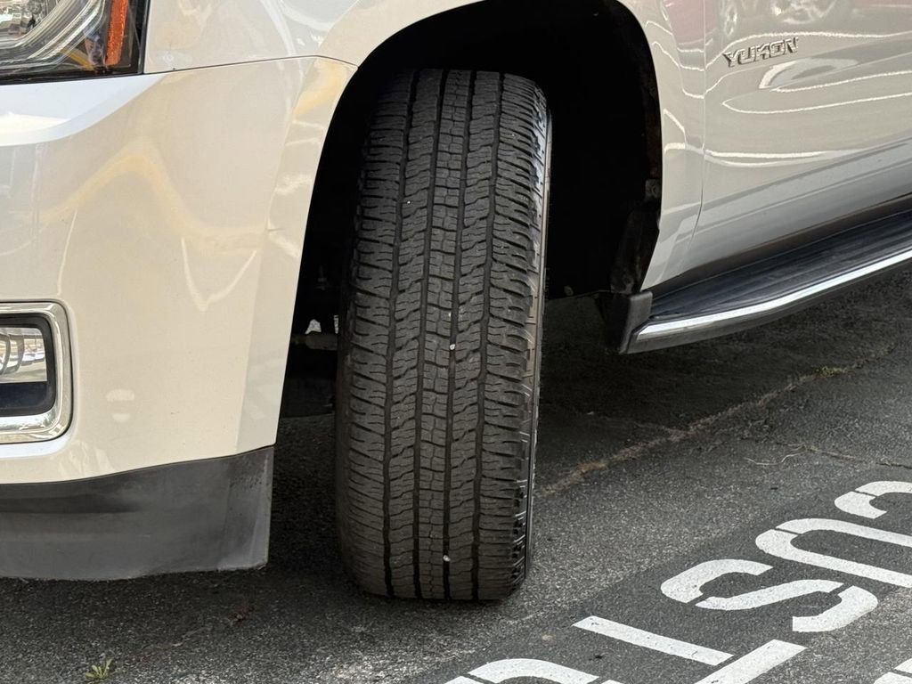 Used 2017 GMC Yukon SLT image 23