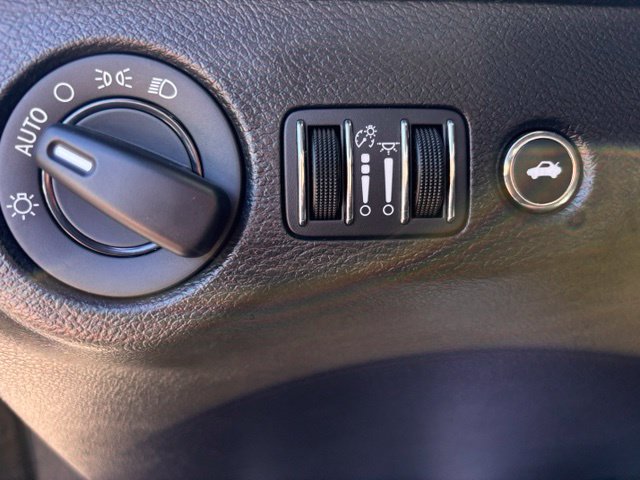 Used 2019 Dodge Challenger SXT RWD image 25