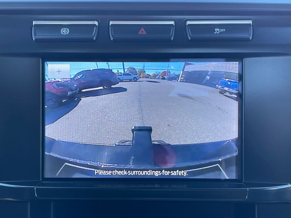 Used 2023 Ford F450 XLT w/ XLT Value Package image 12