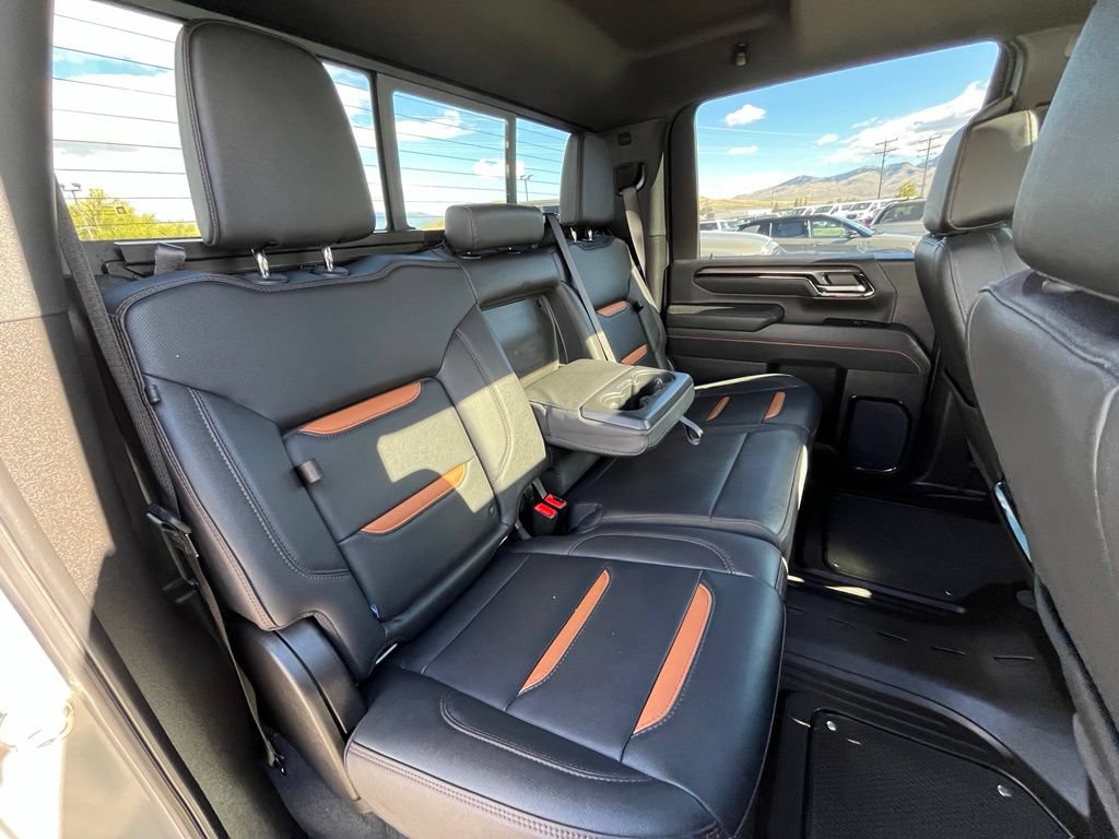 Used 2025 GMC Sierra 3500 AT4 w/ AT4 Premium Plus Package AWD/4WD image 18