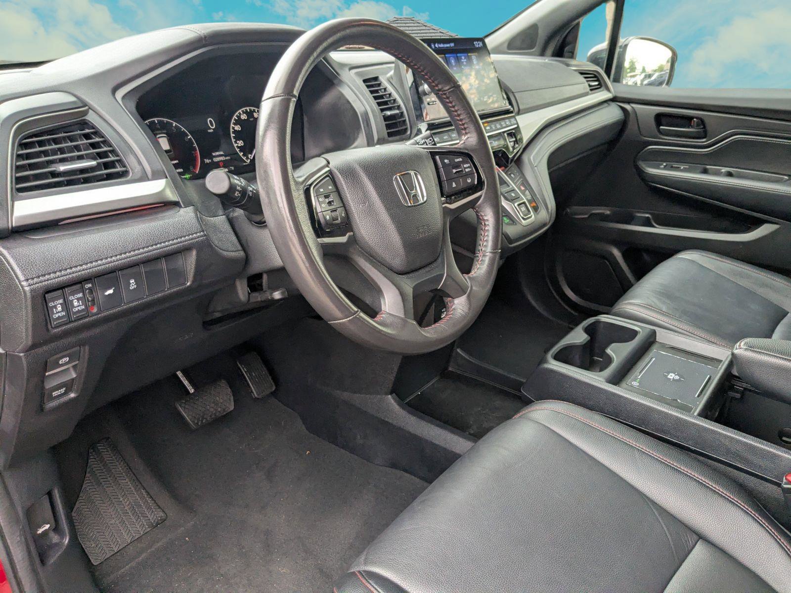 Used 2025 Honda Odyssey Sport-L image 6
