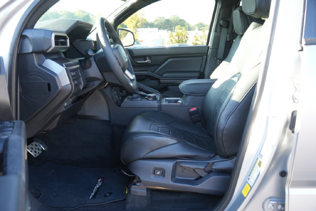 Used 2025 Toyota Tacoma TRD Sport AWD/4WD image 20
