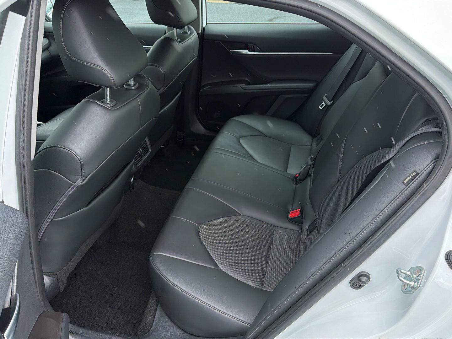 Used 2023 Toyota Camry XLE w/ Navigation Package FWD image 11