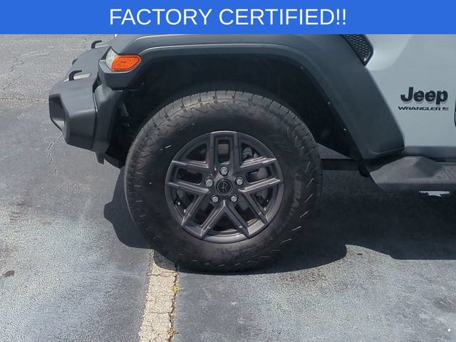 Used 2024 Jeep Wrangler Unlimited Sport AWD/4WD image 10