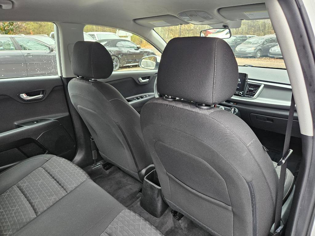 Used 2021 Kia Rio LX image 37