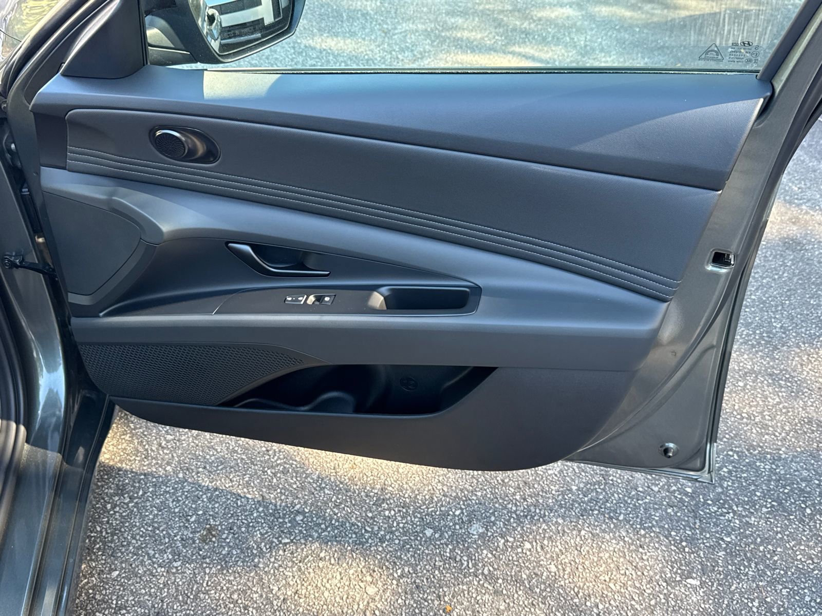 New 2026 Hyundai Elantra Sport w/ Cargo Package FWD image 15