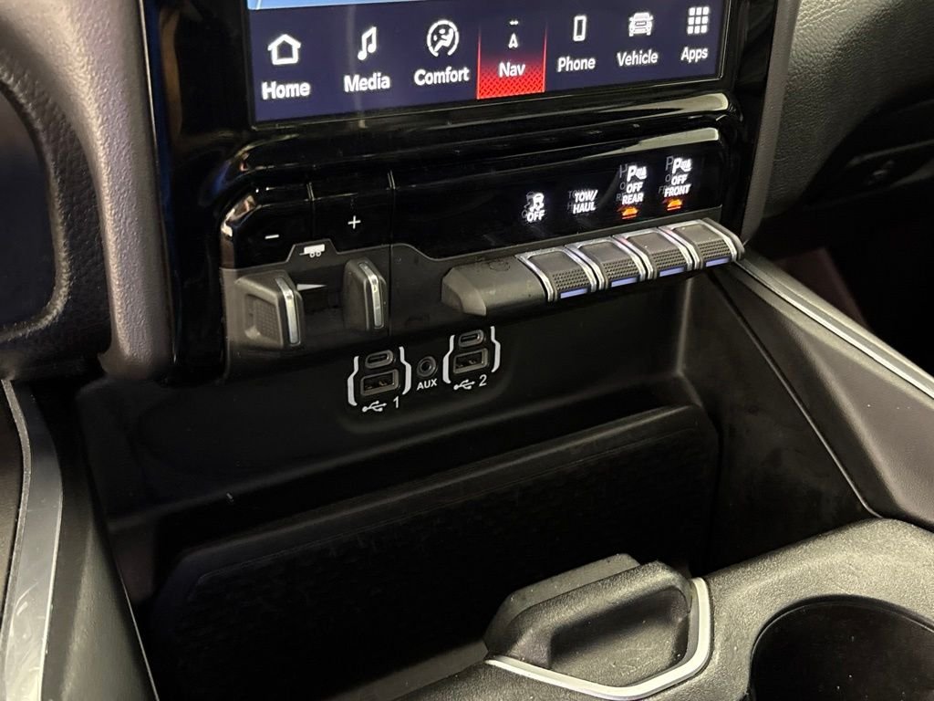 Used 2023 RAM 1500 Laramie AWD/4WD image 41
