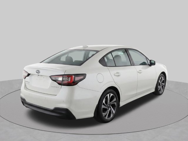 Used 2023 Subaru Legacy Premium AWD/4WD image 3