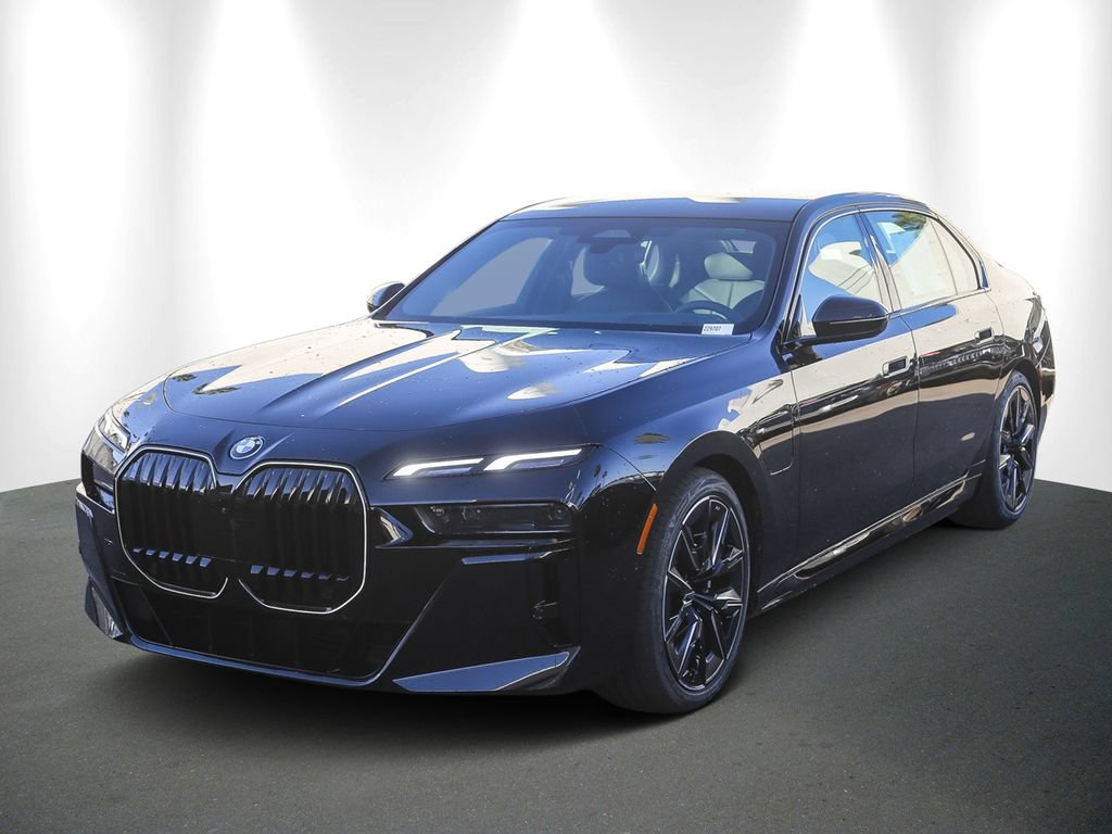 Used 2026 BMW 750e xDrive w/ Premium Package AWD/4WD image 3