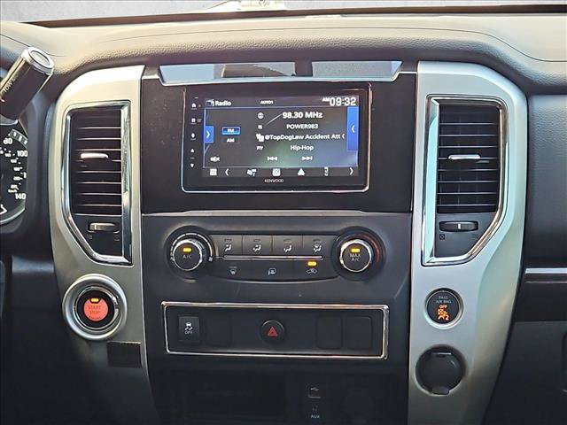 Used 2017 Nissan Titan SV RWD image 19