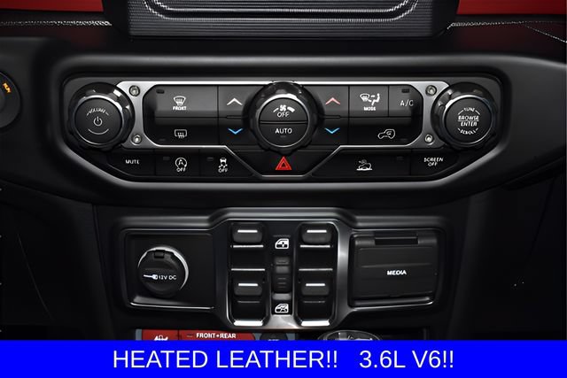 Used 2021 Jeep Wrangler Unlimited Rubicon w/ Dual Top Group AWD/4WD image 15