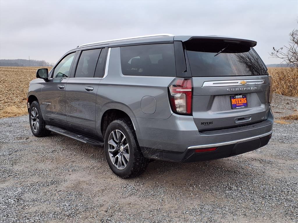 Used 2021 Chevrolet Suburban LT w/ LT Signature Package image 36