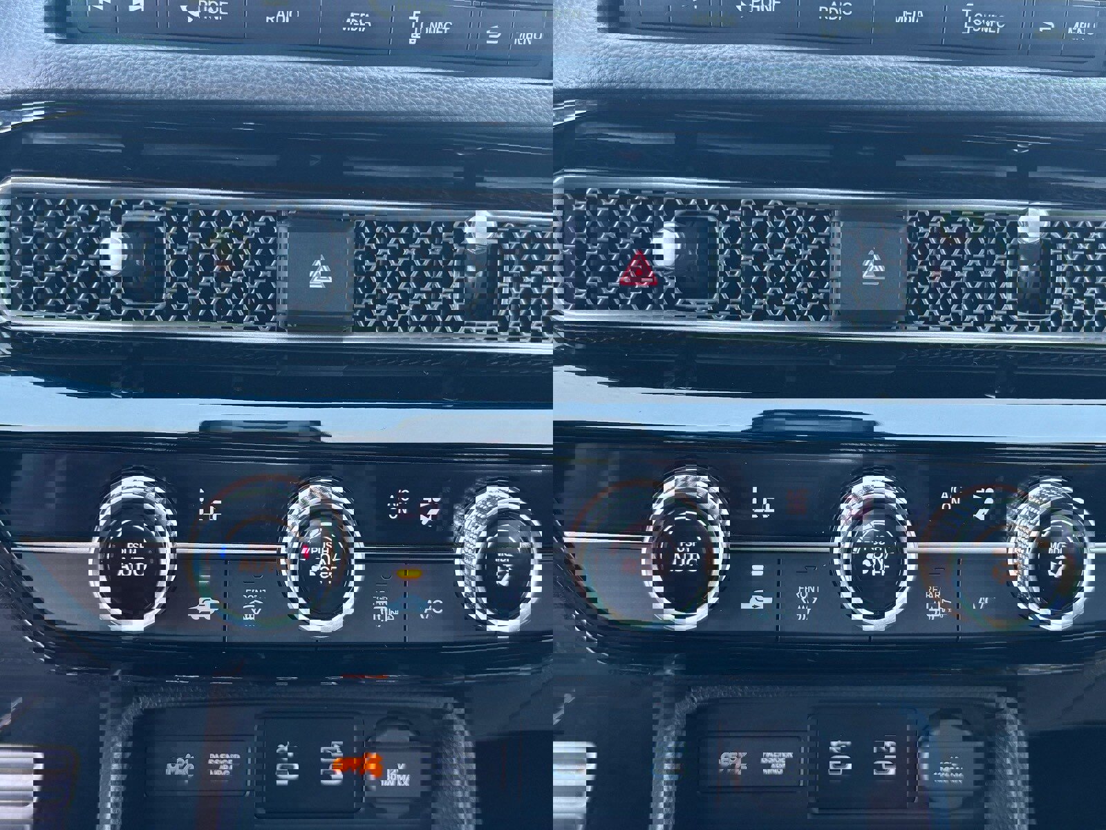 Used 2025 Honda Civic Sport image 25