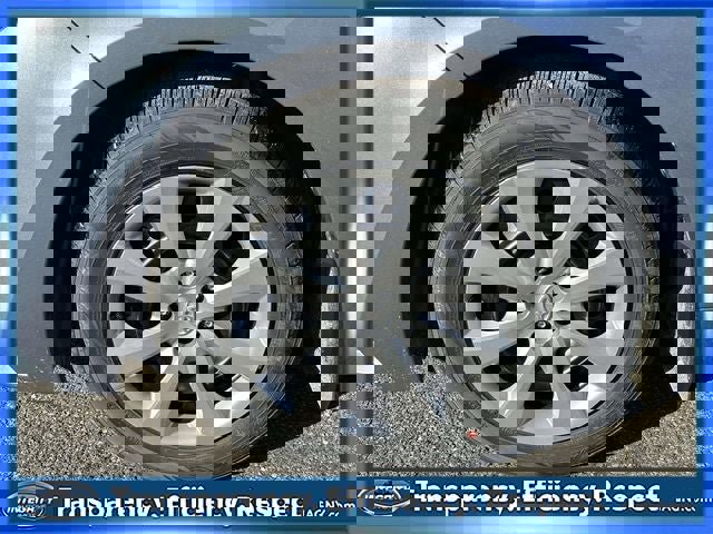 Used 2026 Toyota Corolla LE image 11