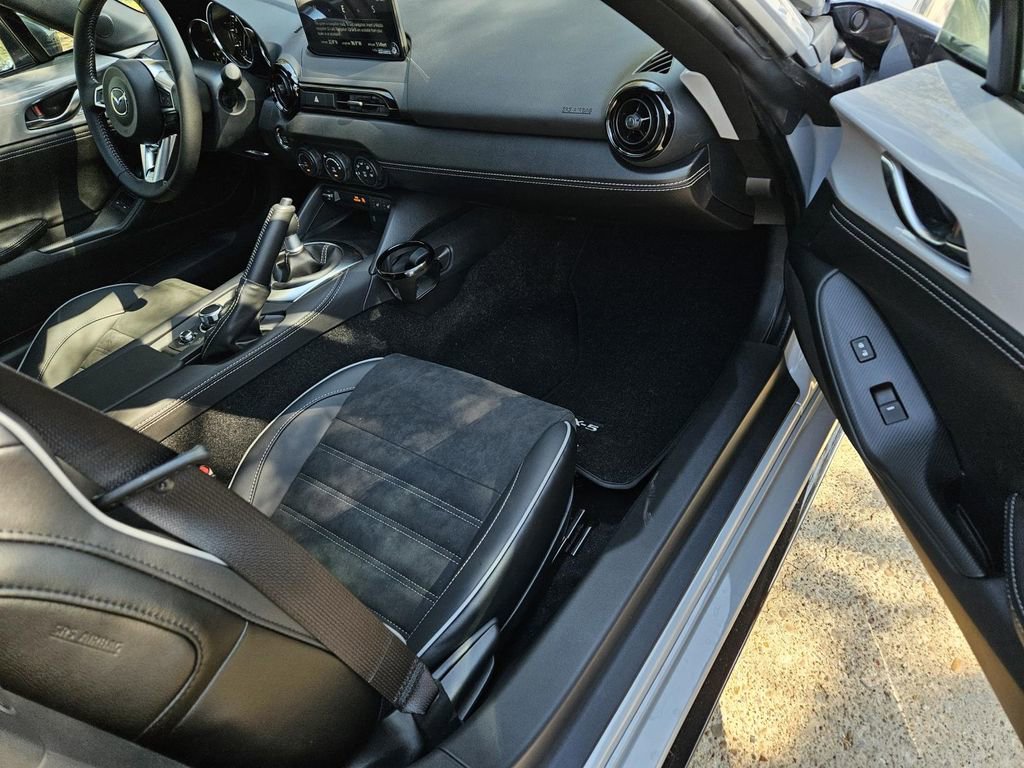 New 2025 MAZDA MX-5 Miata RF Club image 10