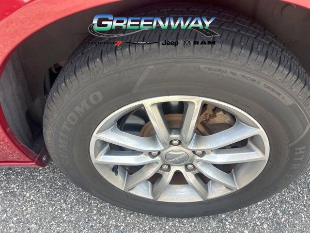 Used 2015 Dodge Grand Caravan SXT FWD image 4