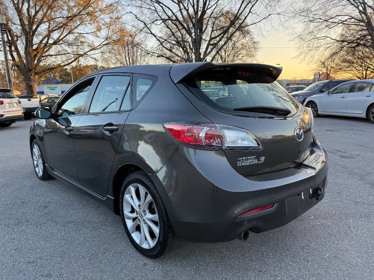Used 2010 MAZDA MAZDA3 s Sport FWD image 5