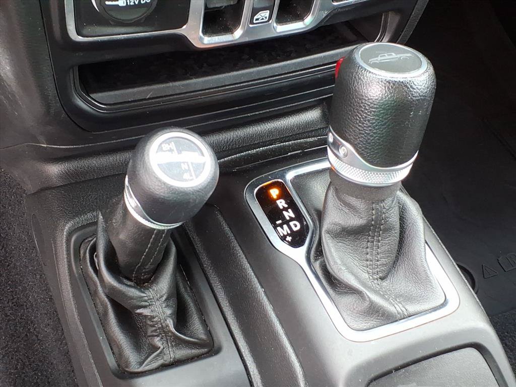 Used 2022 Jeep Gladiator Sport AWD/4WD image 32