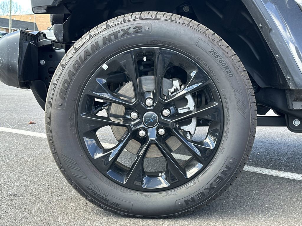 Certified 2025 Jeep Wrangler Unlimited Sahara w/ Safety Group image 16