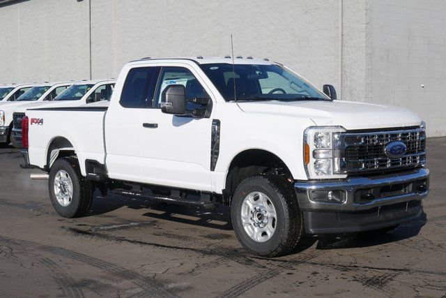New 2026 Ford F250 XLT w/ FX4 Off-Road Package image 5