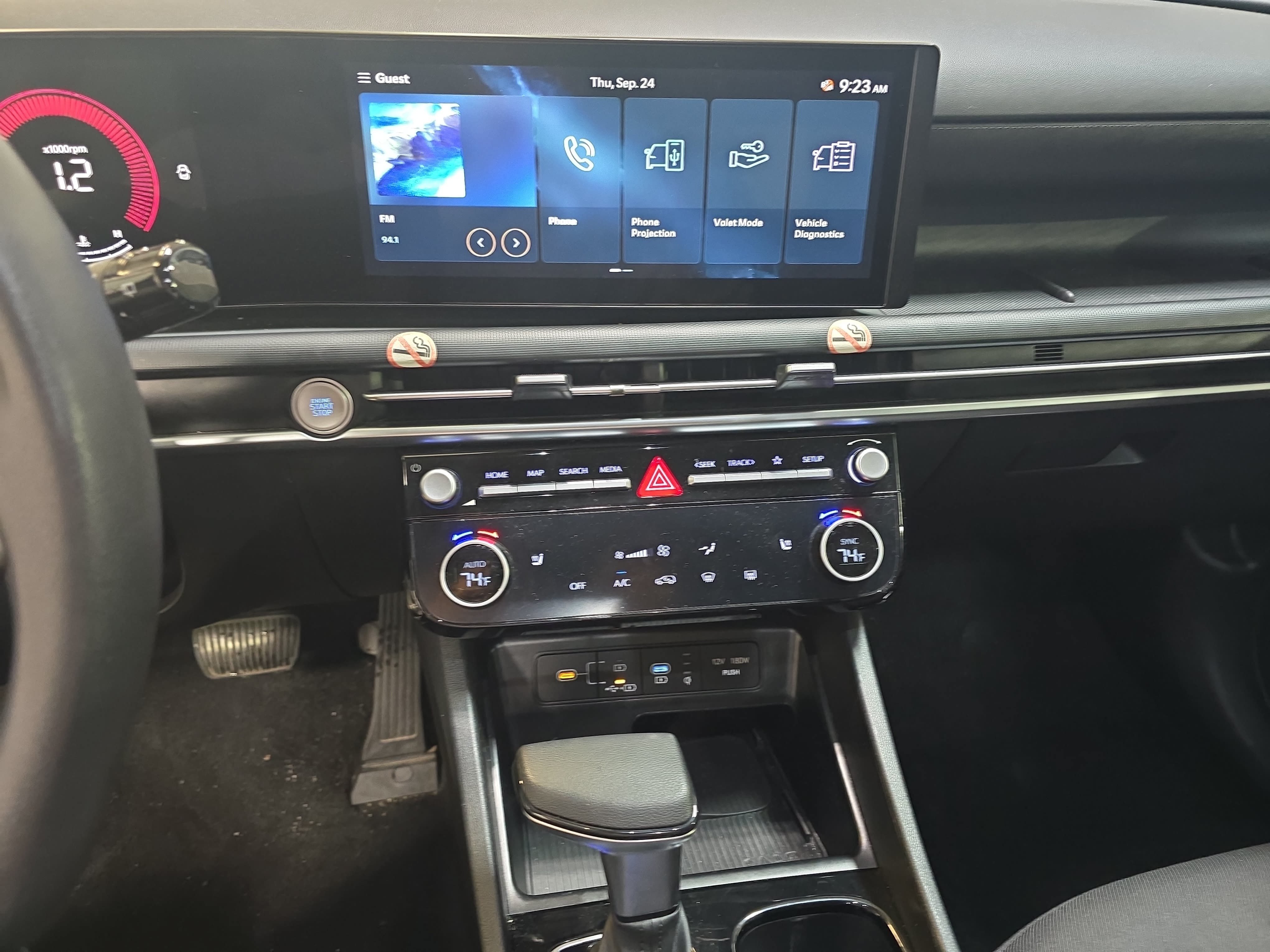 Used 2025 Hyundai Tucson SEL AWD/4WD image 17