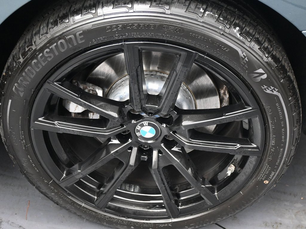 Used 2021 BMW 330i xDrive Sedan w/ Convenience Package image 45