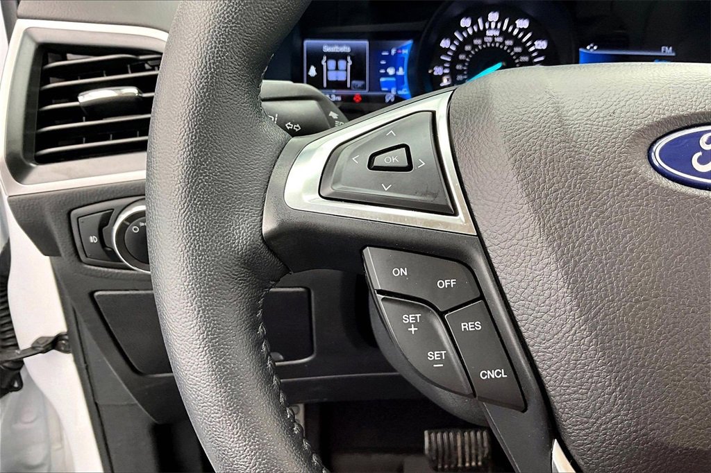 Used 2024 Ford Edge SEL w/ Convenience Package image 18