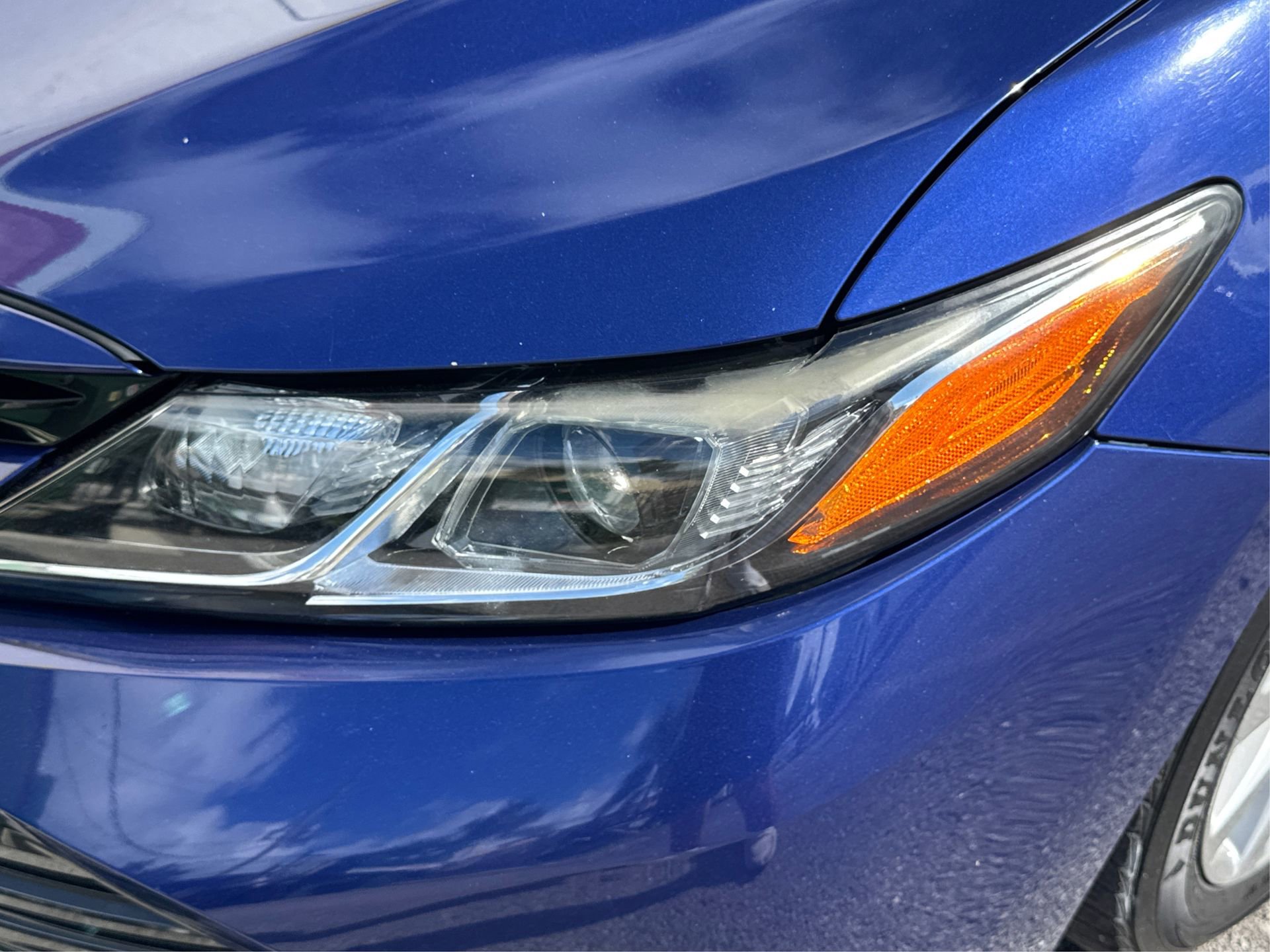 Used 2018 Toyota Camry LE image 16