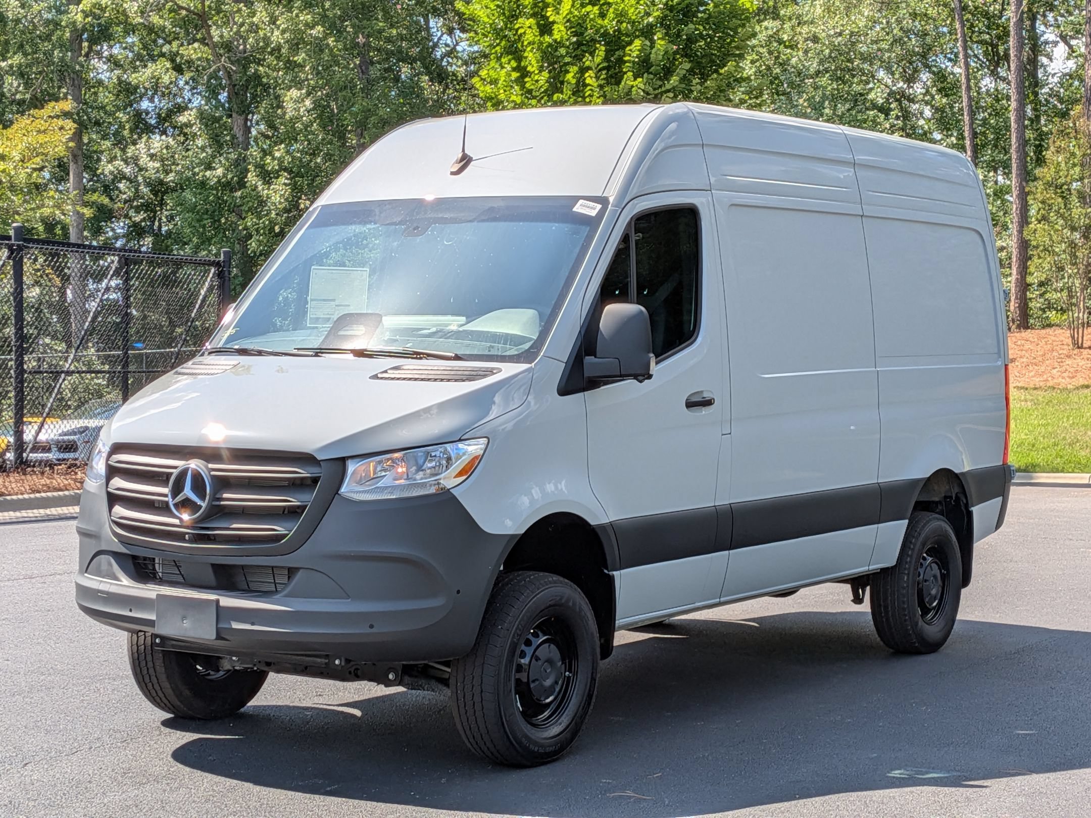 New 2025 Mercedes-Benz Sprinter 2500 image 5