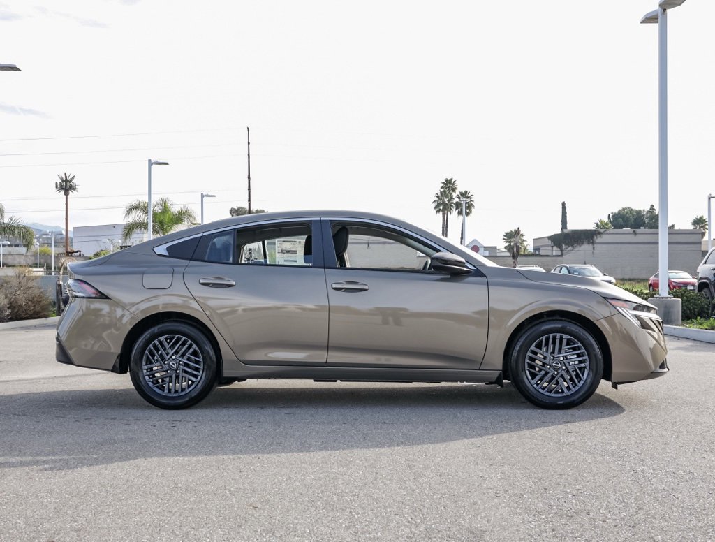 New 2026 Nissan Sentra SV image 3