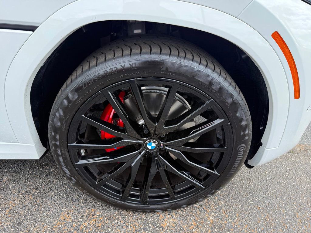 Used 2026 BMW X6 xDrive40i w/ Climate Comfort Package image 39