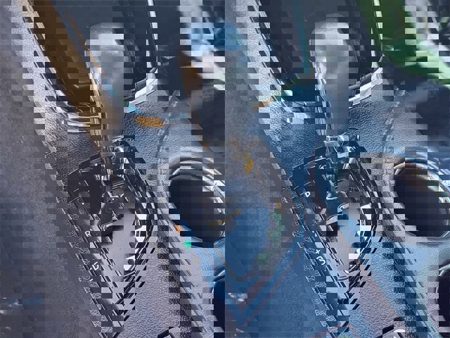 Used 2016 Toyota Avalon XLE image 16