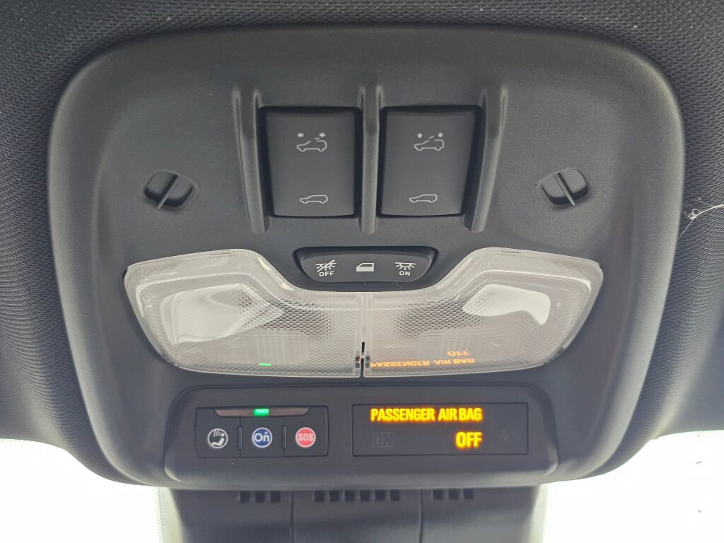 New 2026 Chevrolet Colorado ZR2 w/ Technology Package image 18