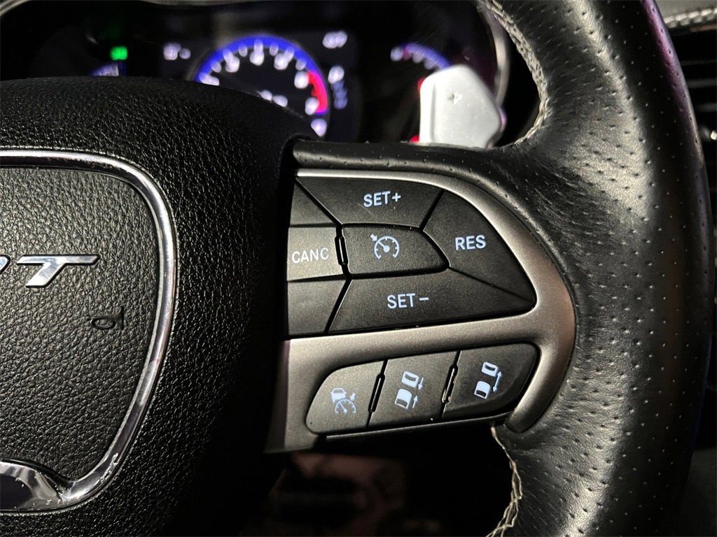 Used 2017 Jeep Grand Cherokee SRT image 29