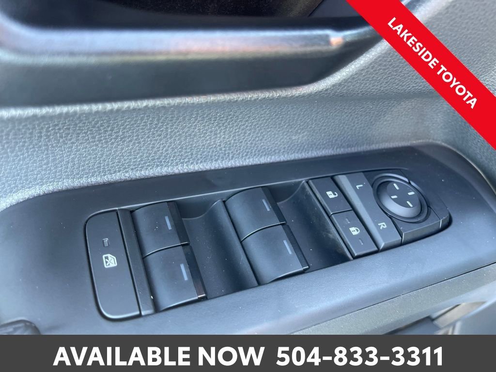 Certified 2025 Toyota Tacoma SR5 image 26