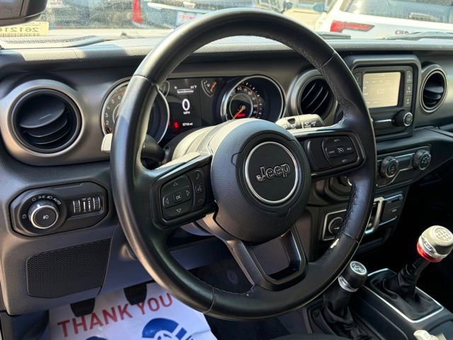 Used 2020 Jeep Wrangler Sport AWD/4WD image 32