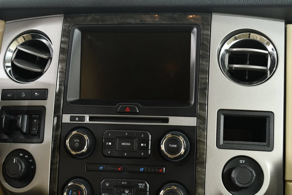 Used 2015 Ford Expedition Limited AWD/4WD image 9