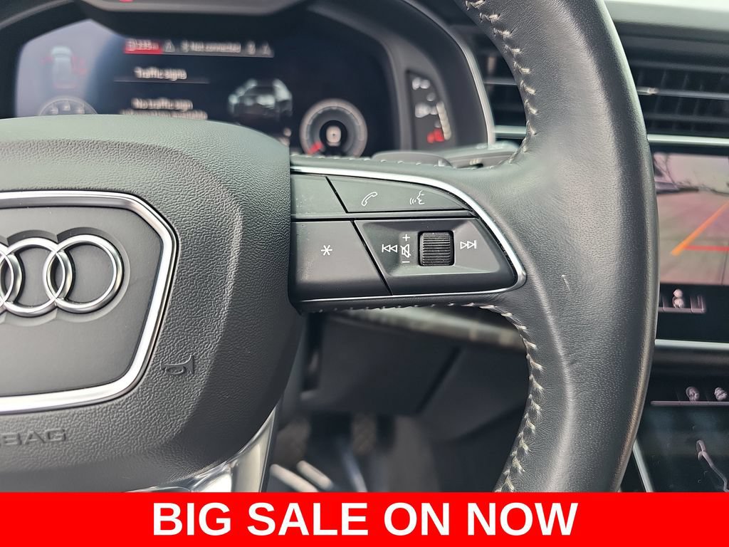 Used 2019 Audi Q8 Premium Plus w/ Premium Plus AWD/4WD image 18