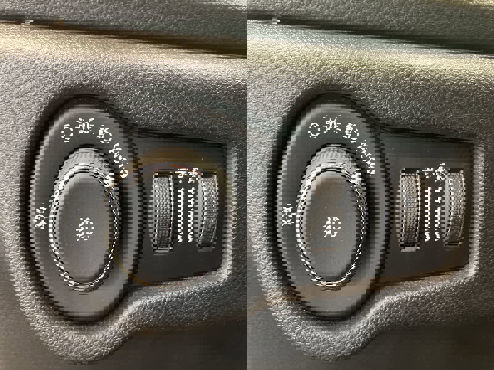 Used 2020 Chrysler Pacifica Limited w/ S Appearance Package FWD image 16