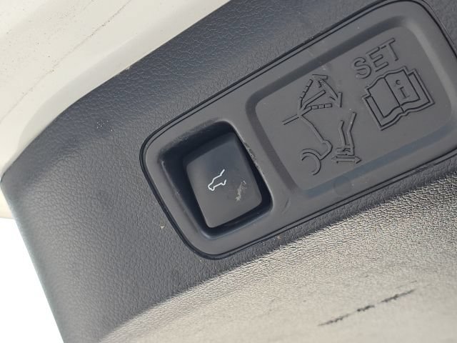 Used 2022 Ford Expedition Limited AWD/4WD image 12