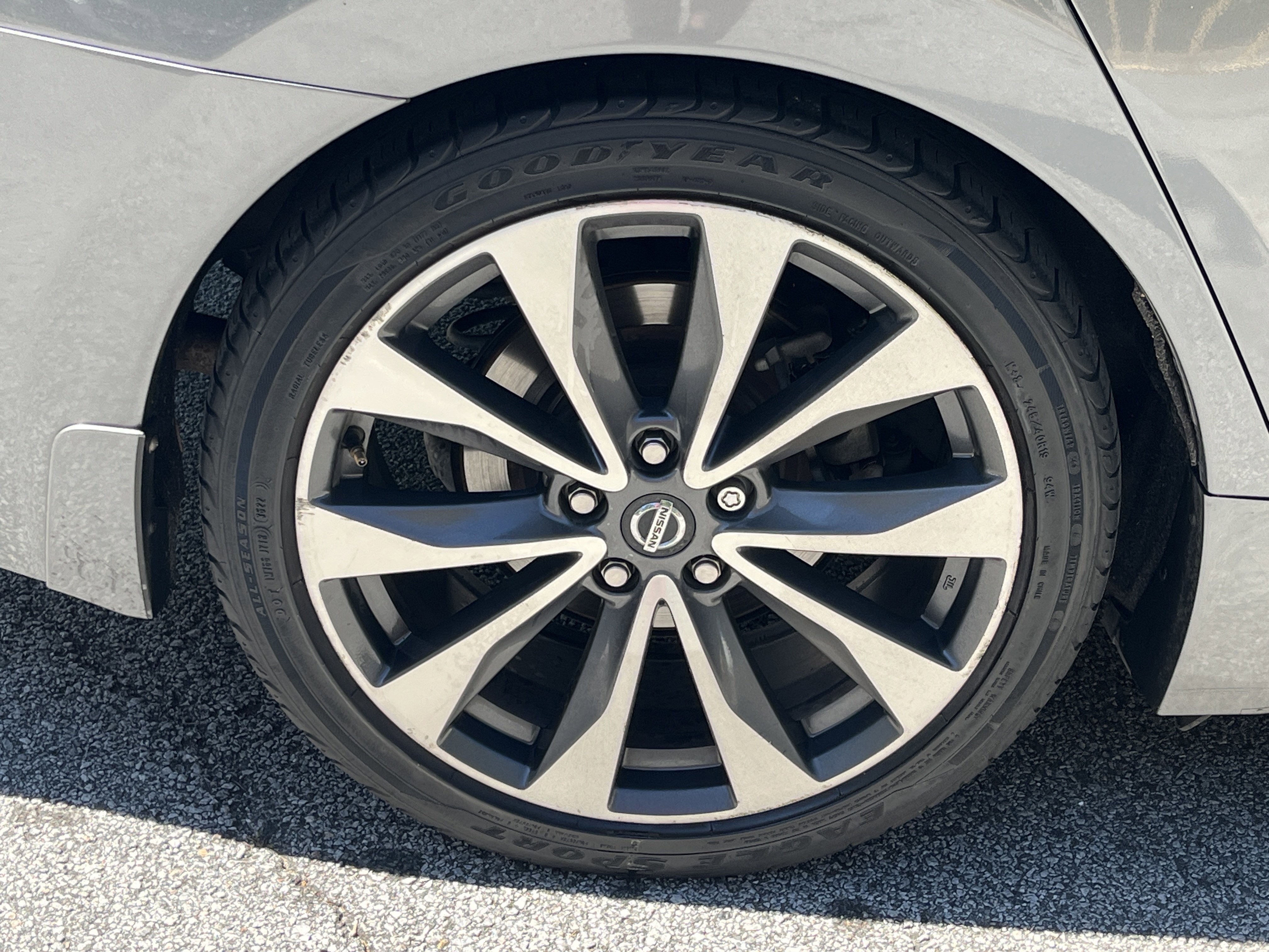 Used 2019 Nissan Maxima Platinum w/ Sport Mat Group image 28