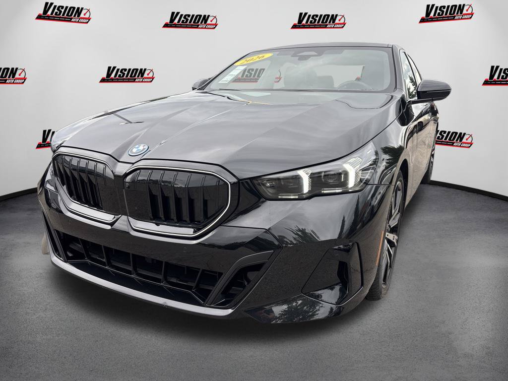 Used 2026 BMW 550e xDrive w/ Premium Package